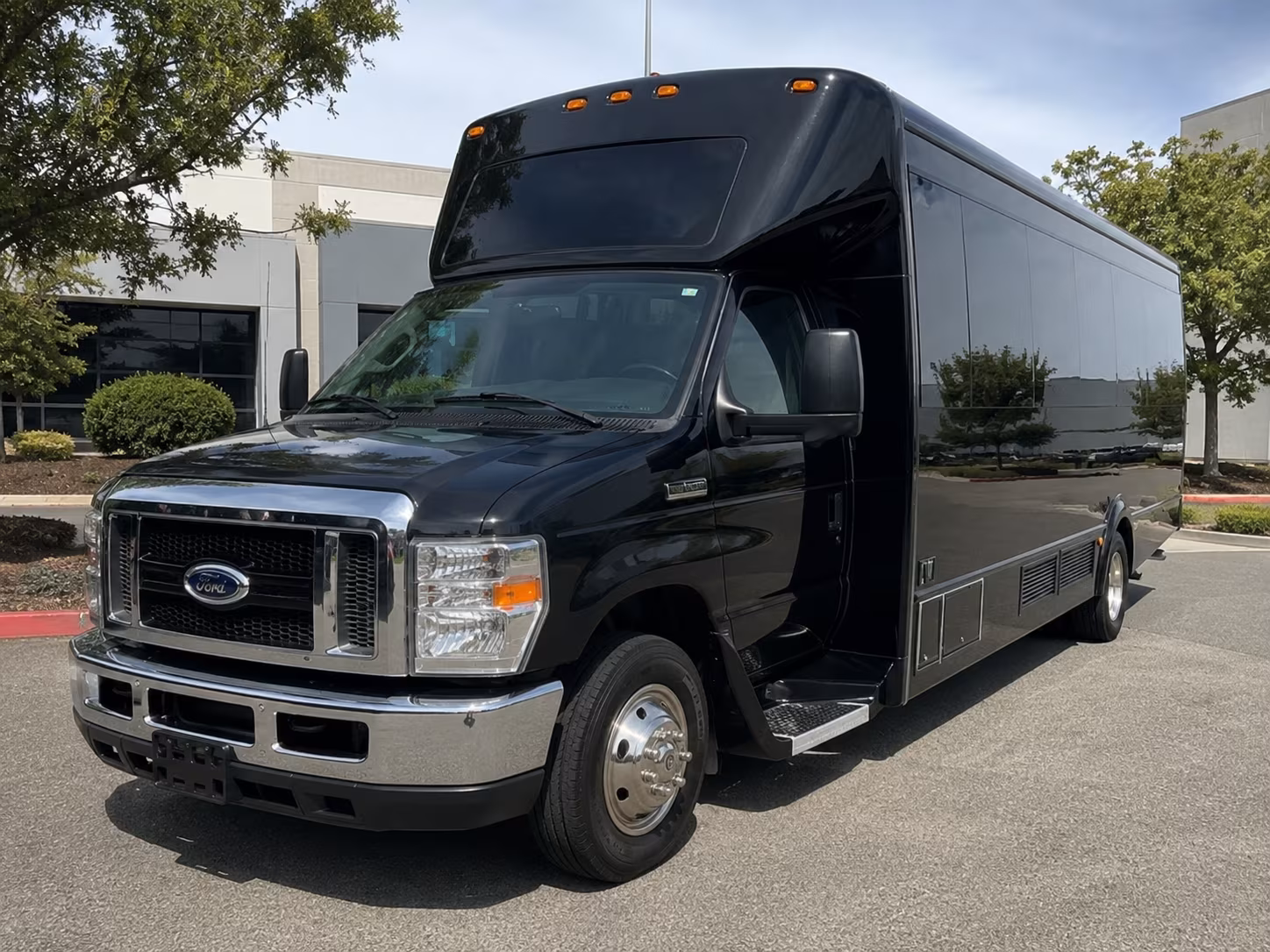 arvada bus rentals