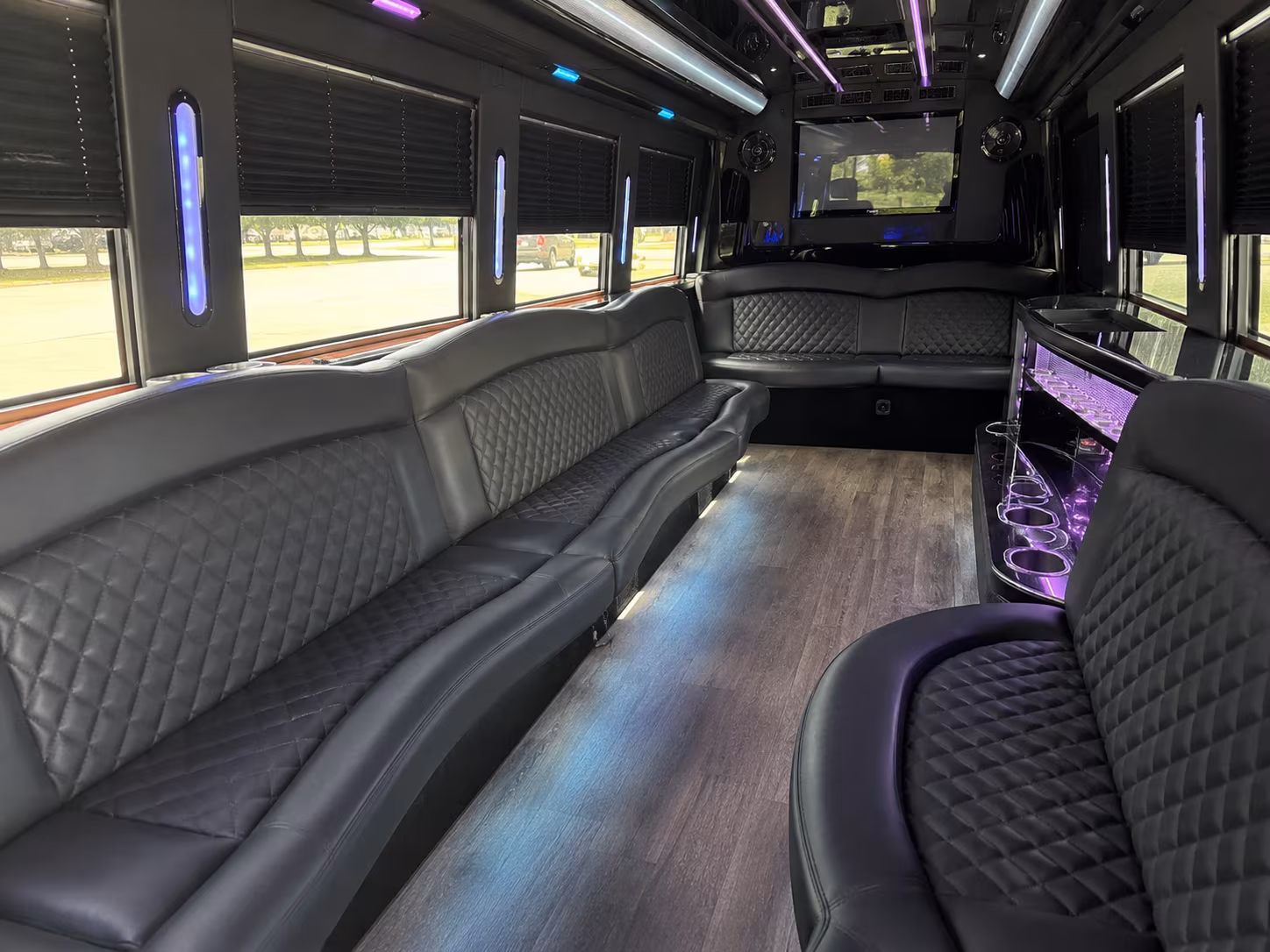aurora holiday party bus rental