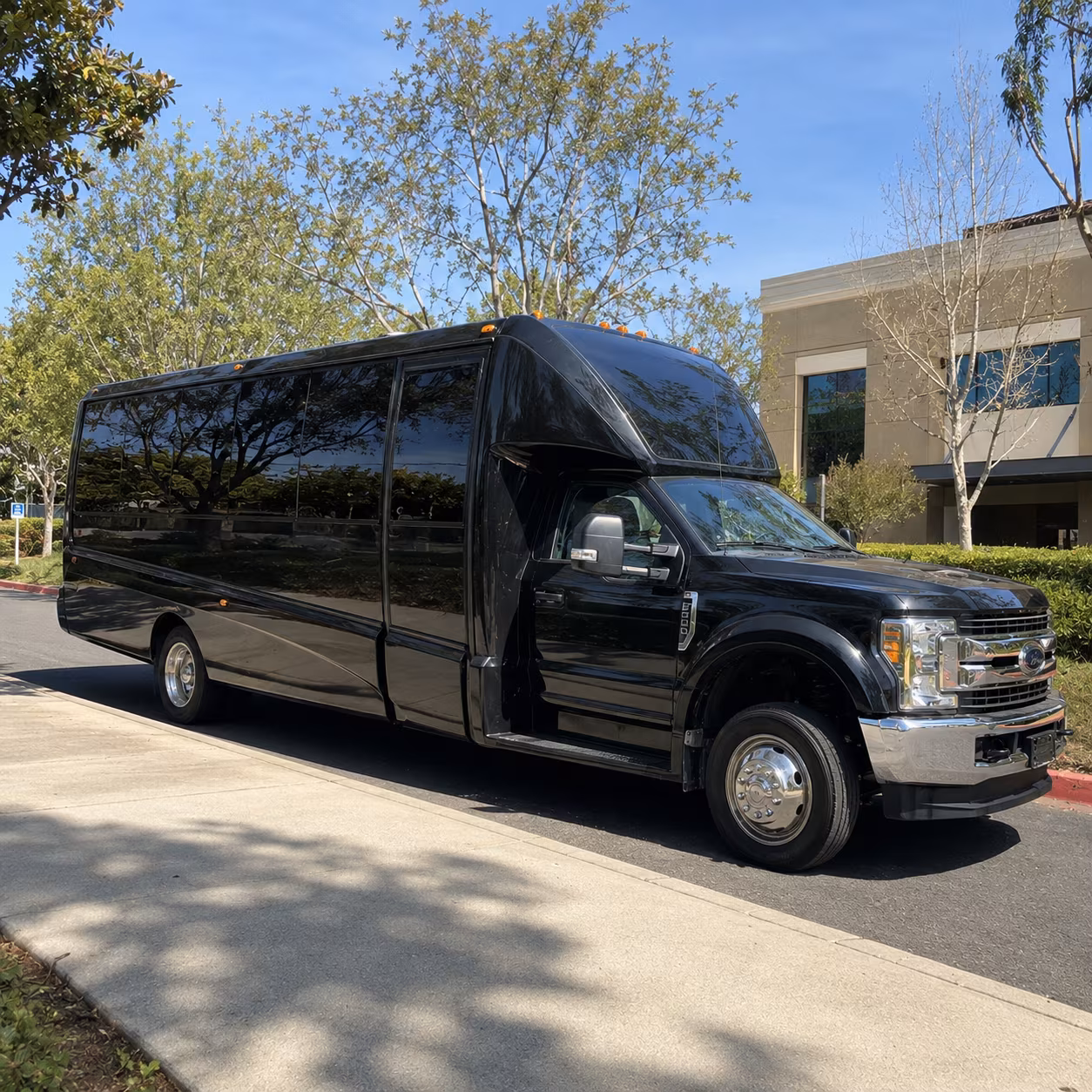 commerce city bus rentals