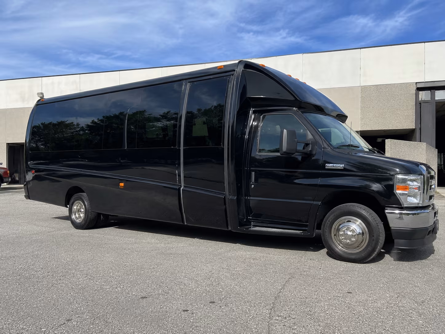 denver international airport shuttle service from aurora