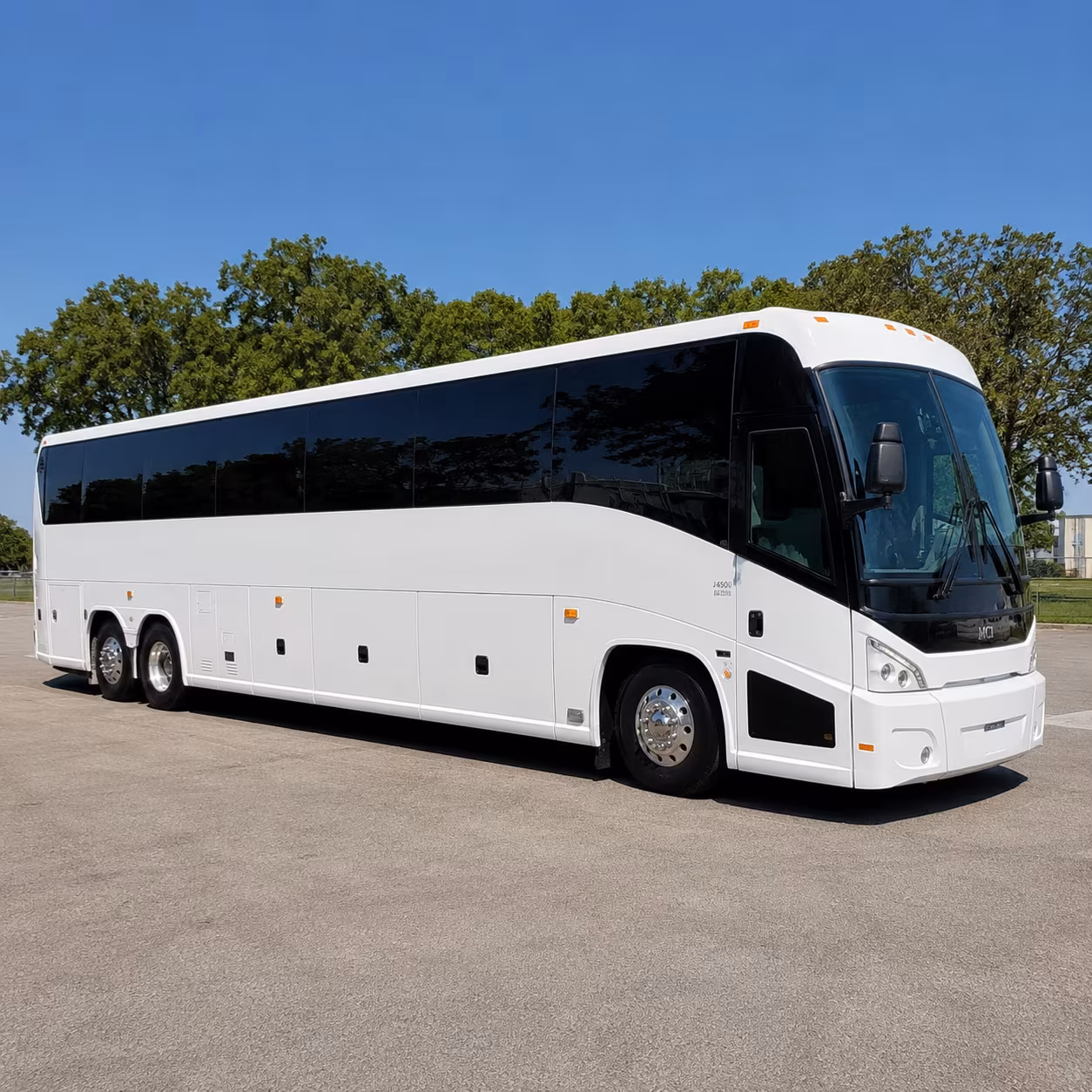 with so many ski season flights out of den book your aurora airport shuttle early